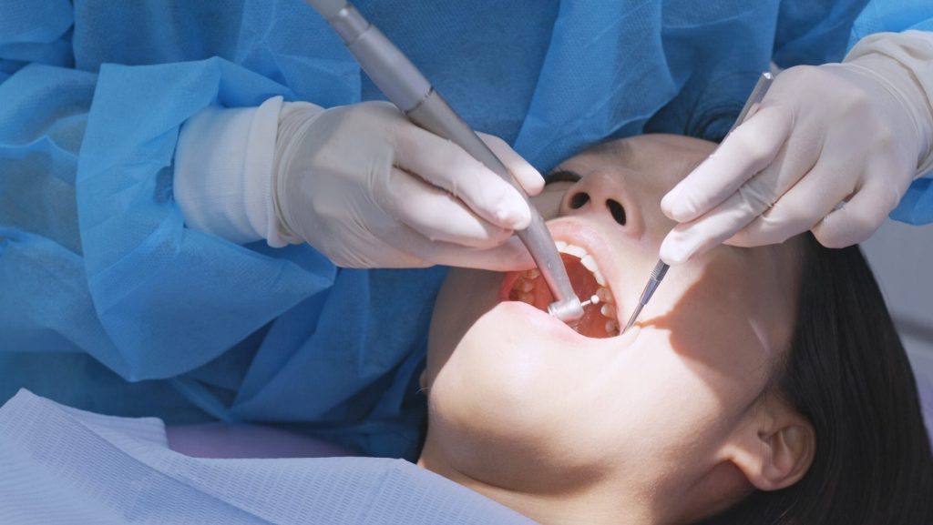 Dentist For Bad Teeth Near Me: Who can fix bad teeth?