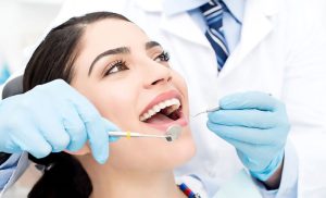 Read more about the article Which Dentist is Best for Teeth?