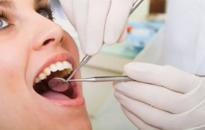 Dentist in Riverton